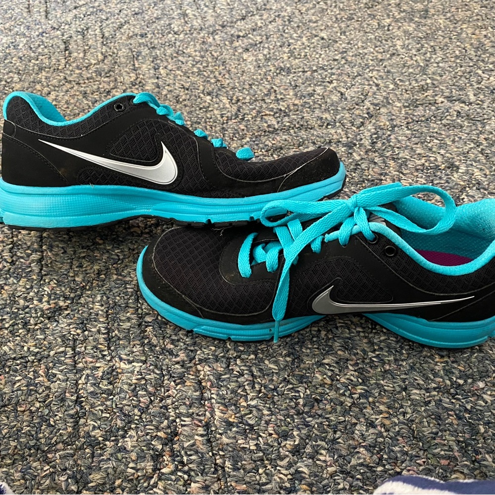 NIKE running shoes